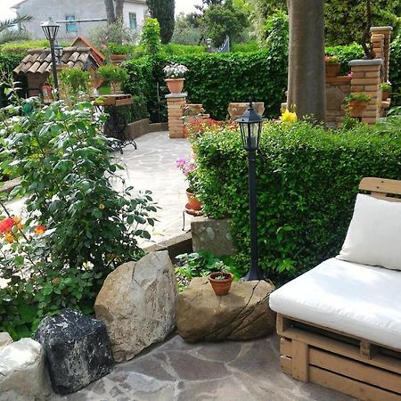 Bed And Breakfast Val Di Lupa 卡斯泰里那马里提玛 外观 照片