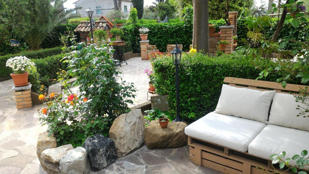 Bed And Breakfast Val Di Lupa 卡斯泰里那马里提玛 外观 照片